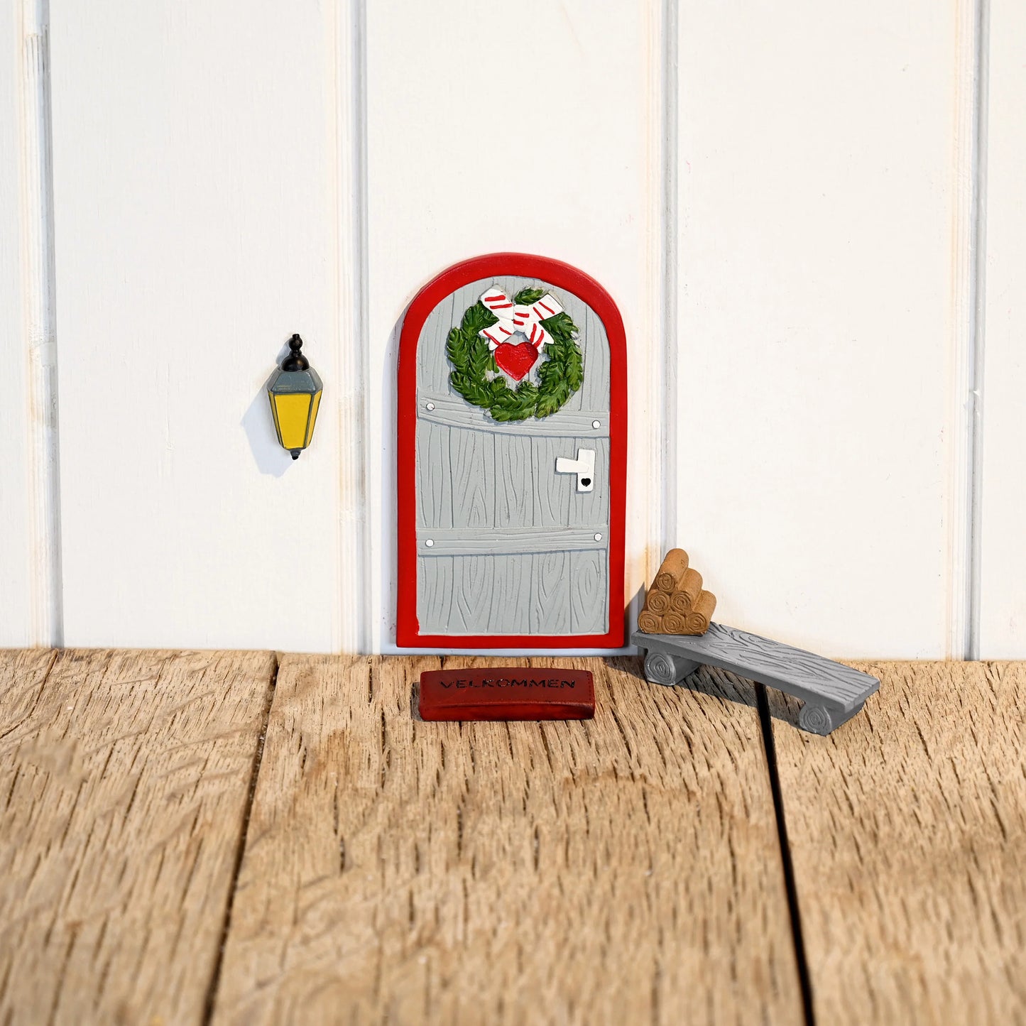 Santa door with accessories, H 14cm, 5/Box